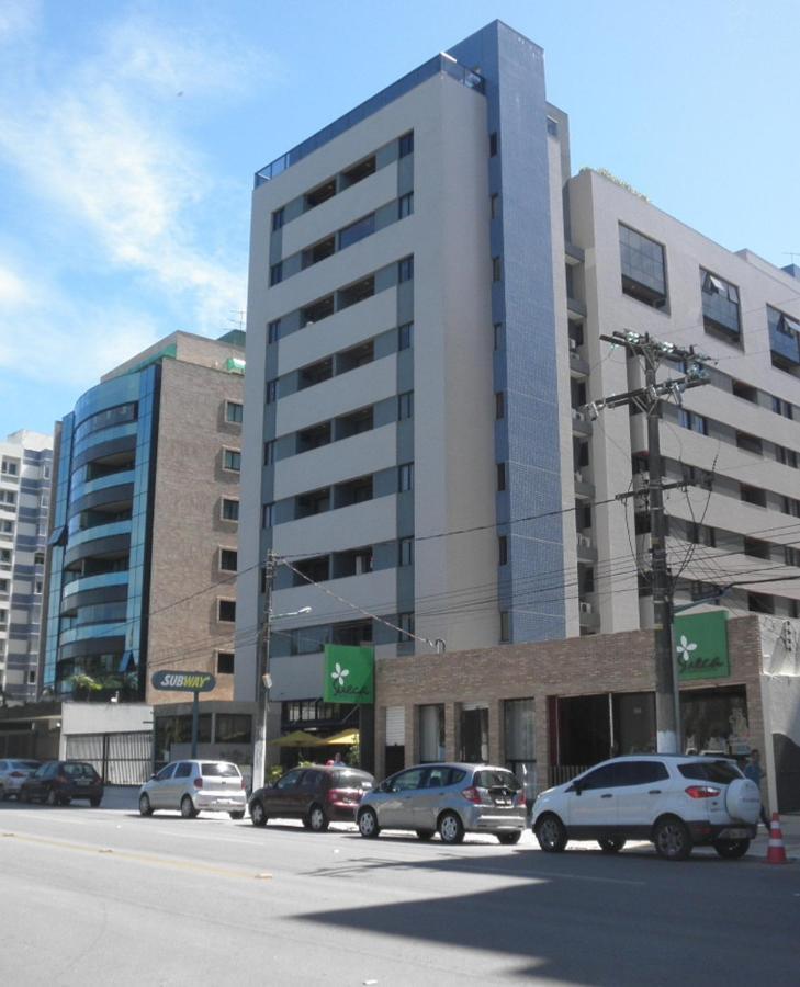 Maceió Na Beira Mar De Pajucara - Edificio Neo 2 - Apartamento Com 02 Quartos - Tem Varanda- Vista Lateral Do Mar - Avenida Doutor Antonio Gouveia 1081- Consumo Eletrico E Pago No Ckeck-Out 1Kwh E 1,35 Reias المظهر الخارجي الصورة