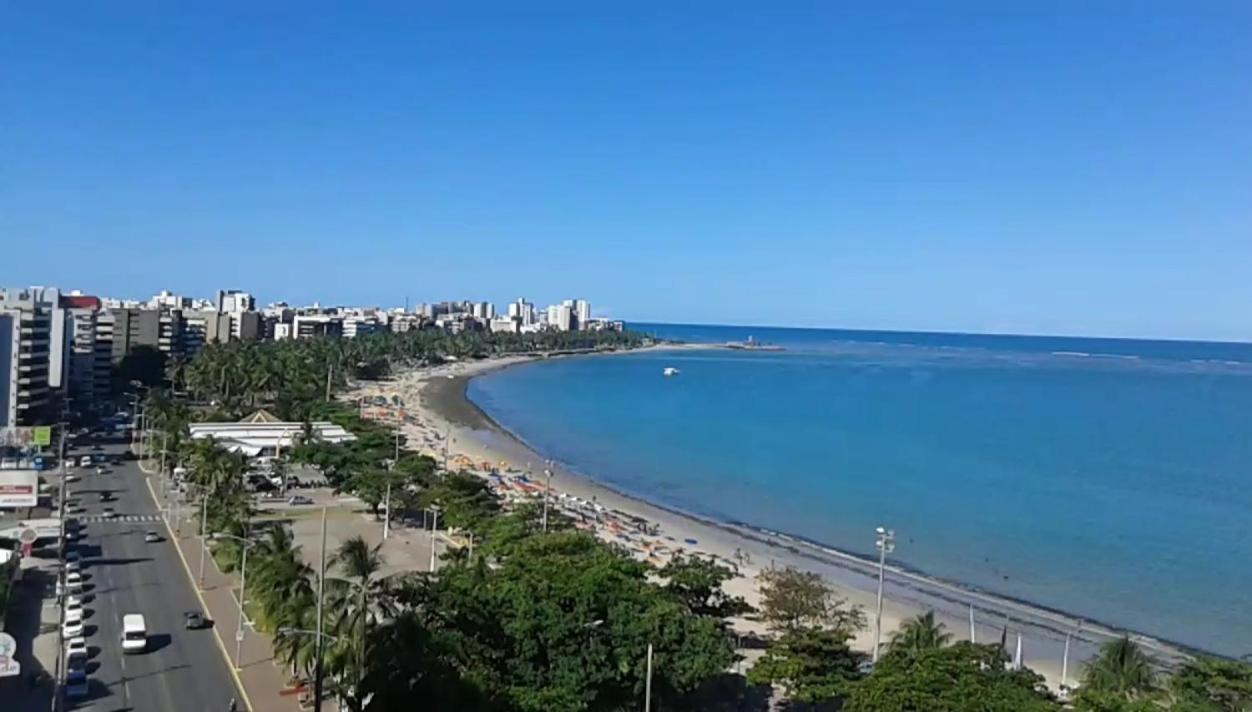 Maceió Na Beira Mar De Pajucara - Edificio Neo 2 - Apartamento Com 02 Quartos - Tem Varanda- Vista Lateral Do Mar - Avenida Doutor Antonio Gouveia 1081- Consumo Eletrico E Pago No Ckeck-Out 1Kwh E 1,35 Reias المظهر الخارجي الصورة