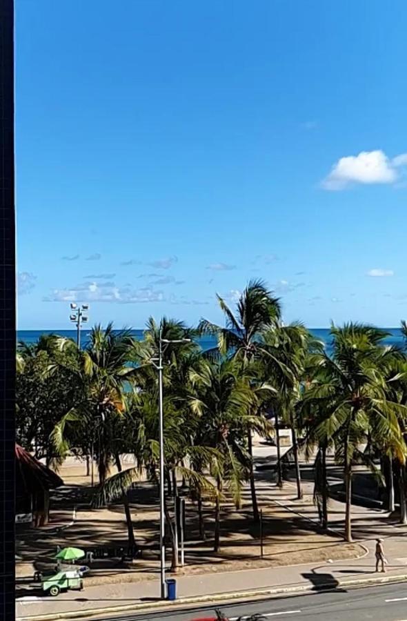 Maceió Na Beira Mar De Pajucara - Edificio Neo 2 - Apartamento Com 02 Quartos - Tem Varanda- Vista Lateral Do Mar - Avenida Doutor Antonio Gouveia 1081- Consumo Eletrico E Pago No Ckeck-Out 1Kwh E 1,35 Reias المظهر الخارجي الصورة
